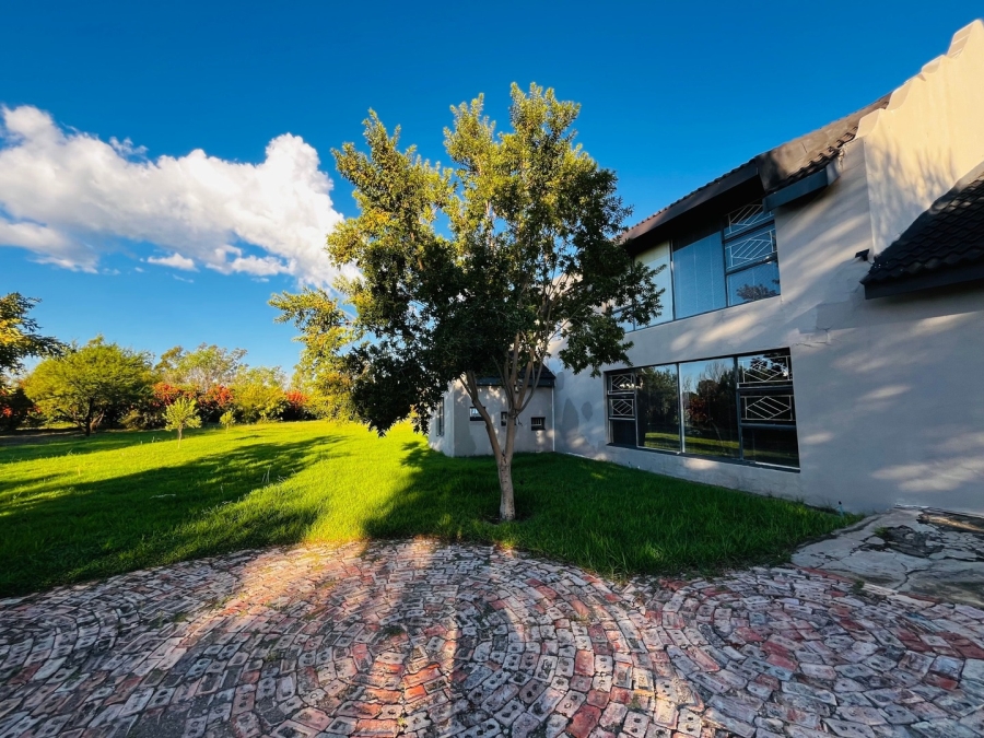 4 Bedroom Property for Sale in Roodewal Free State